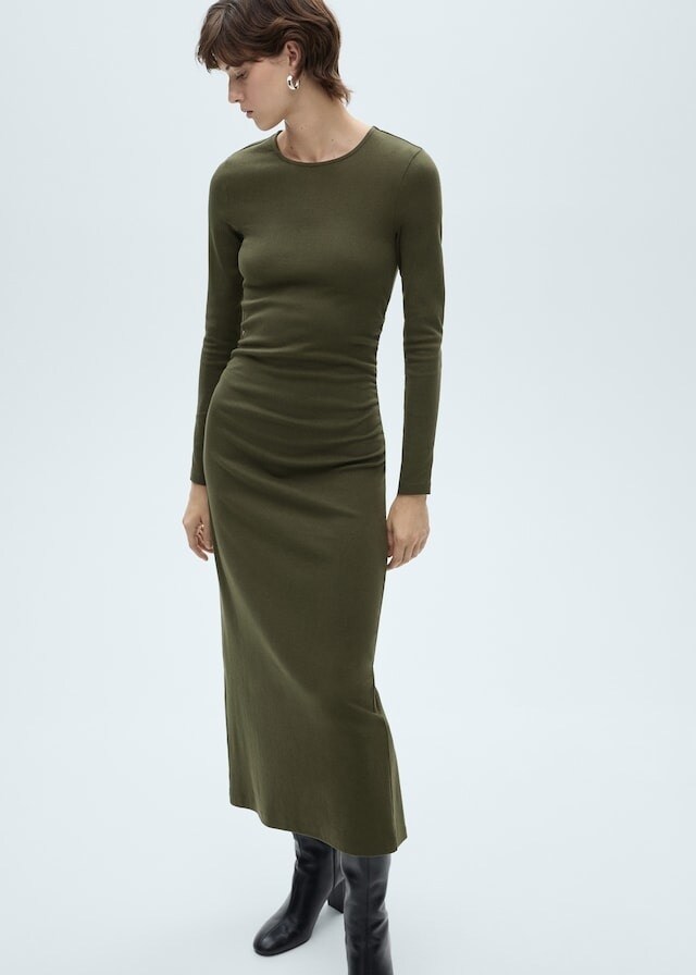 Rebajas de navidad en vestidos de mujer.