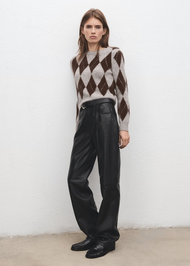 Women's jumpers Black Friday. Women's jumpers Black Friday.